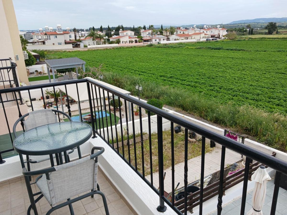 Villa Beautiful 2-Bed House In Mandriá Exterior foto